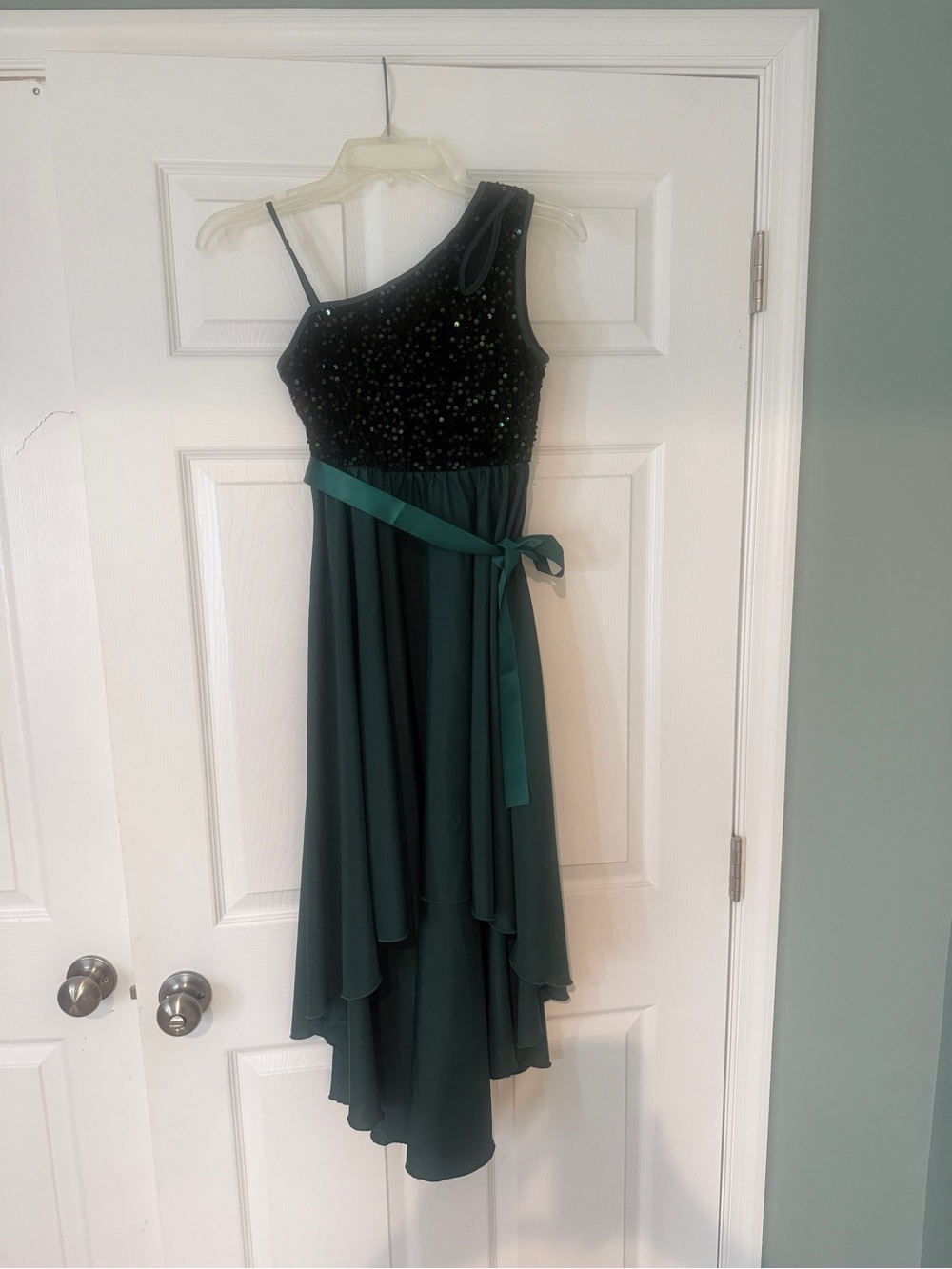 SHEIN Dark Green One-Shoulder Sequin Bodice Formal Dress